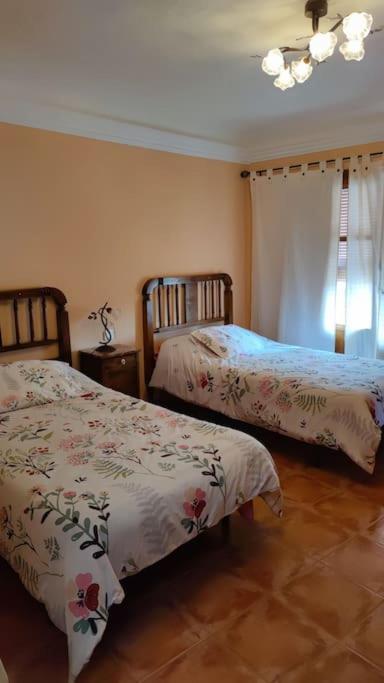 Casa Rural La Criva Crivillen Екстер'єр фото