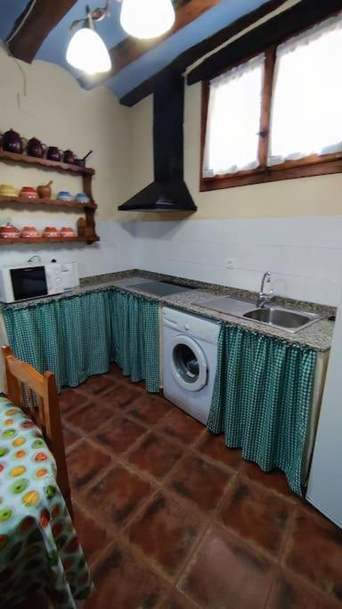 Casa Rural La Criva Crivillen Екстер'єр фото