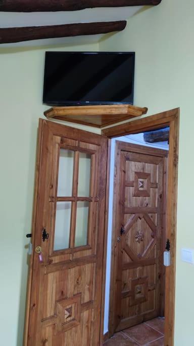 Casa Rural La Criva Crivillen Екстер'єр фото